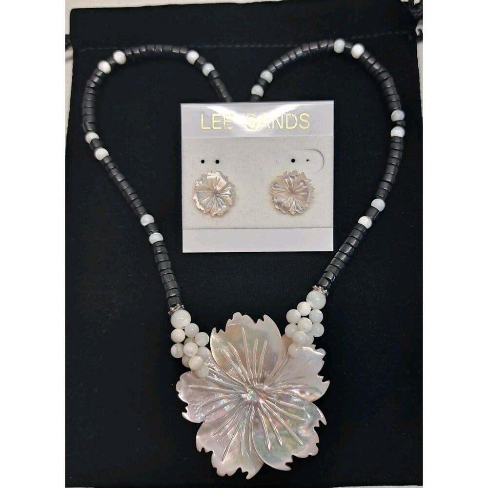 Vintage Lee Sands Mother of Pearl Carved Flower Necklace 20" With Earrings